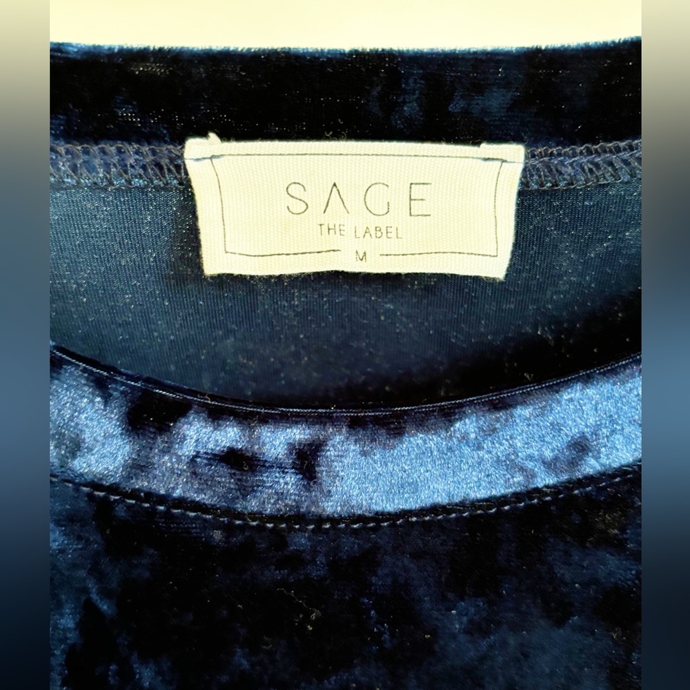 NWT Sage The Label Navy Crushed Velvet Dress - Picture 4 of 9